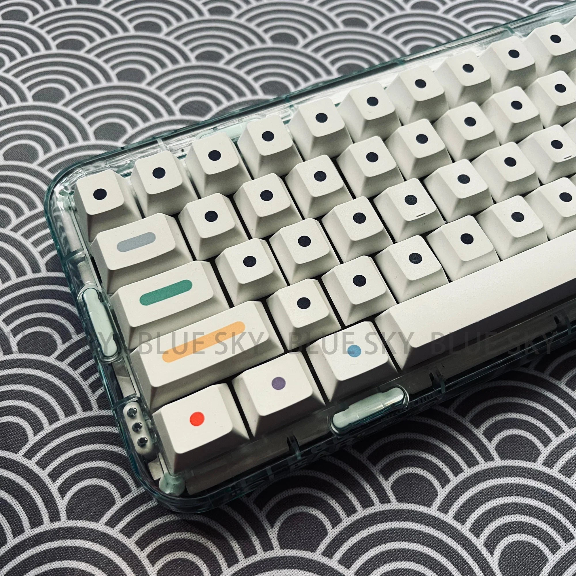 【在庫あり】GMK ドット キーキャップ チェリー プロファイル PBT キーキャップ 染料昇華 125 キー MX スイッチ メカニカル キーボード