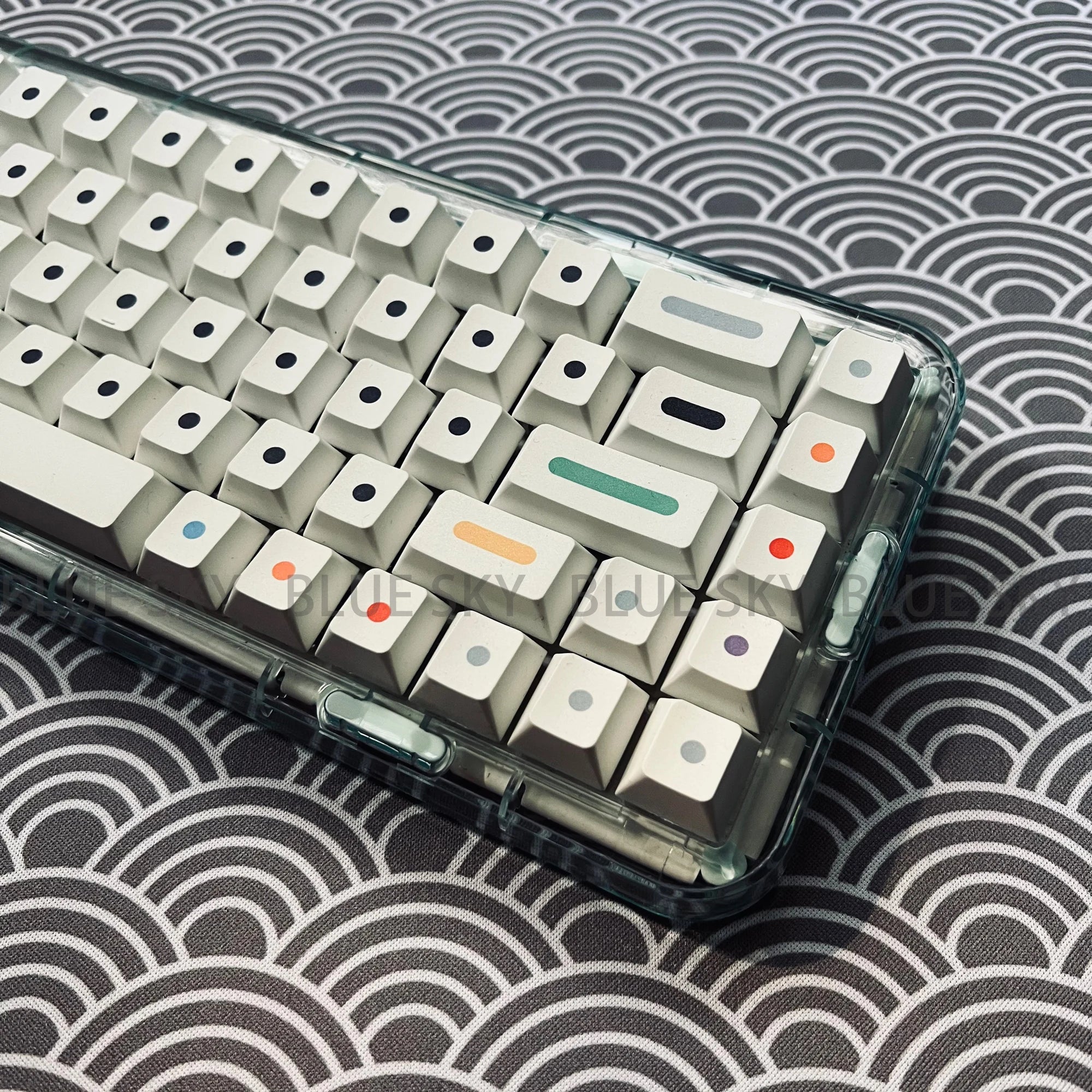 【在庫あり】GMK ドット キーキャップ チェリー プロファイル PBT キーキャップ 染料昇華 125 キー MX スイッチ メカニカル キーボード